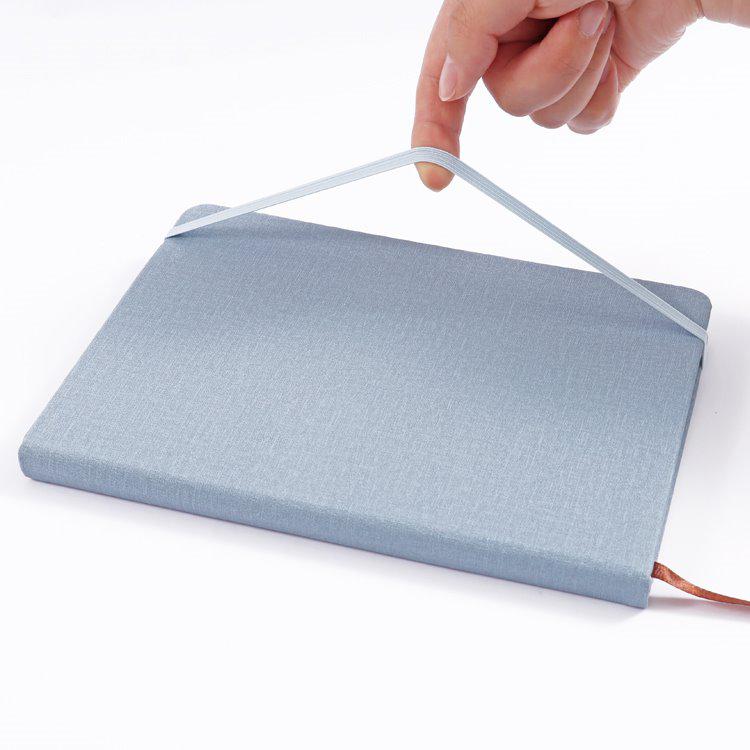 notebook with elastic rope