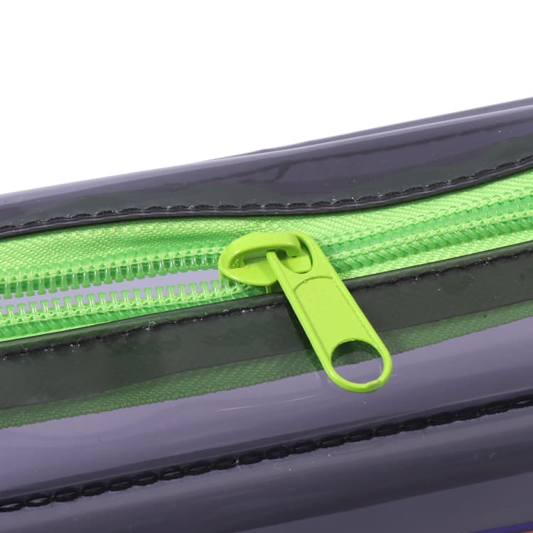 Pencil bag with zipper